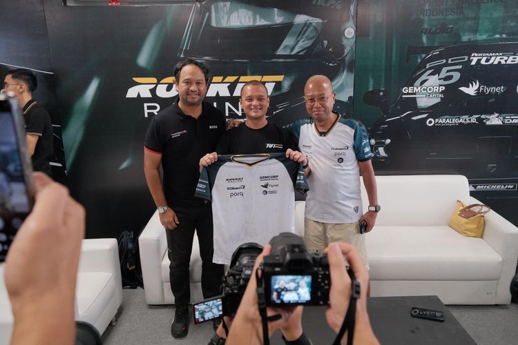 Rekrut Rizal Sungkar & Beli Porsche GT4, Rocket Racing Siap ke Level Asia.