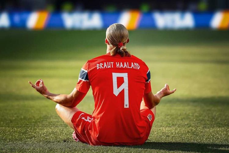 Mengulik Kknekki, Ikat Rambut Erling Haaland yang Mencuri Perhatian