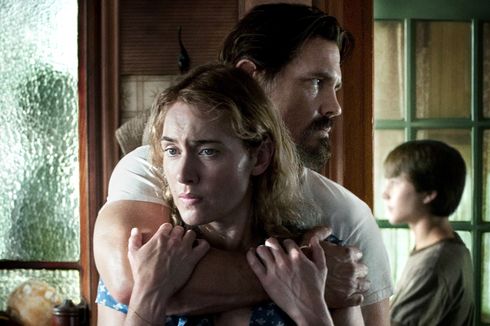 Sinopsis Film Labor Day, Kisah Cinta Kate Winslet dengan Buronan 