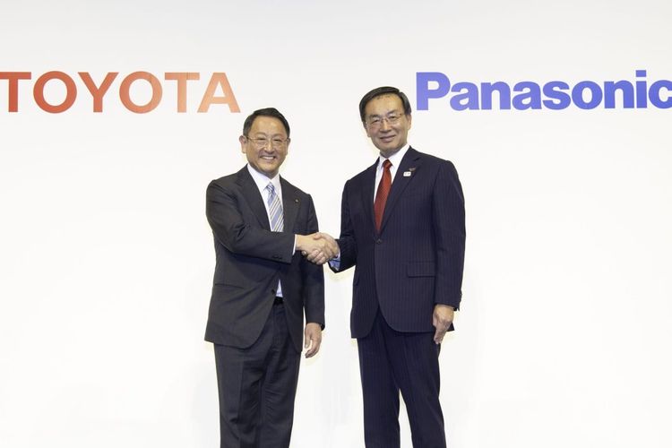 Toyota dan Panasonic kerja sama dirikan pabrik baterai.