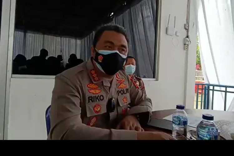 Tangkapan layar video wawancara Kapolrestabes Medan Kombes Riko Sunarko di Pos Lantas Polrestabes Medan pada Senin (6/12/2021).