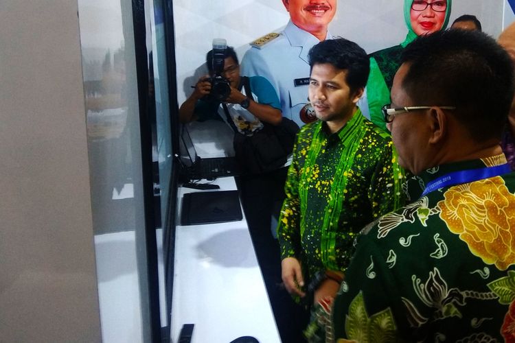 Wakil Gubernur Jatim Emil Dardak, Pemrov Jatim kembali pulangkan perantau dari Wamena Papua hari ini melalui Lanud Abdul Rachman Saleh Malang.