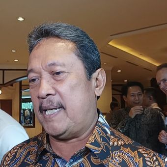 Menteri Kelautan dan Perikanan Sakti Wahyu Trenggono di Hotel Shangri La, Jakarta, Selasa (21/5/2025).