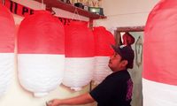Jelang Perayaan Hari Kemerdekaan RI, Perajin Lampion di Kota Malang Kebanjiran Order