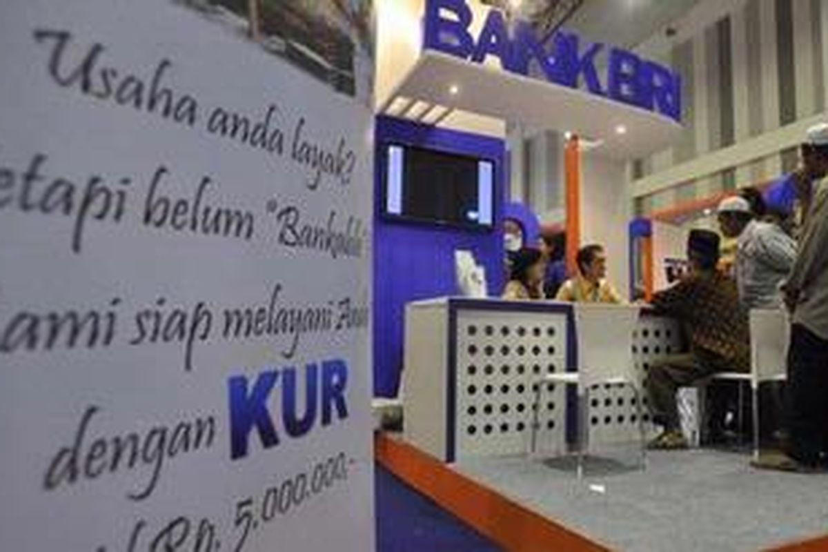 Gerai Bank BRI dalam sebuah pemeran di Jakarta.