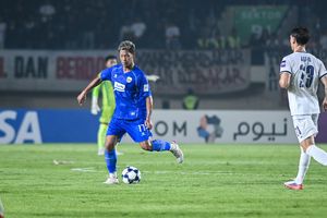 Pengakuan Igor Tolic di Balik Debut Gakuto Notsuda bersama Persib