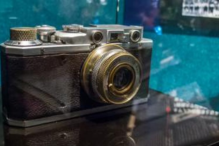 Kwanon, purwarupa kamera rangefinder 35mm dengan focal plane shutter pertama dari Jepang yang menjadi cikal bakal Canon Inc.