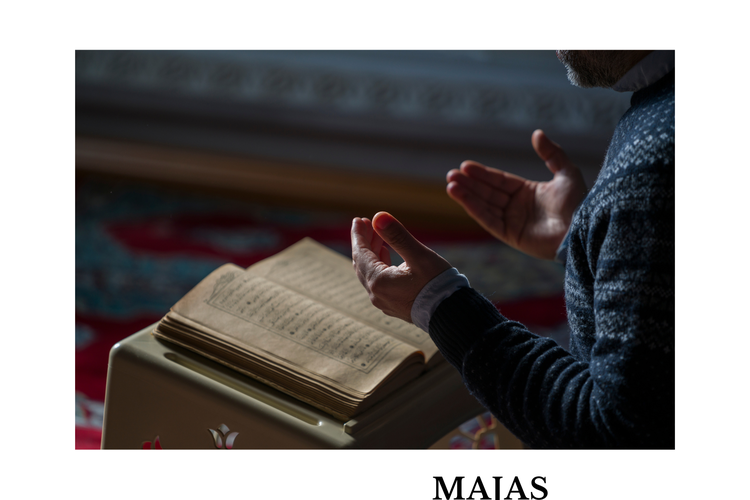 ilustrasi ahli ibadah