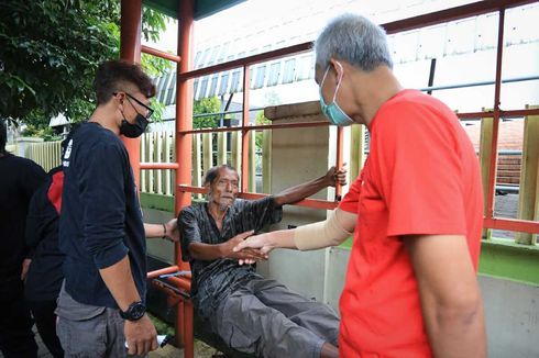 Ketika Ganjar Diajak Bantu Evakuasi ODGJ di Banyumas