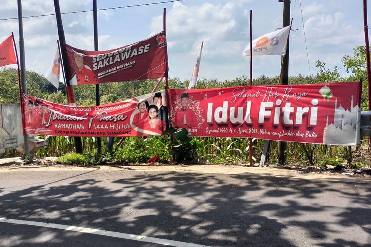 Lokasi para remaja meludahi dan melecehkan spanduk bergambar Megawati Soekarnoputri dan Puan Maharani
