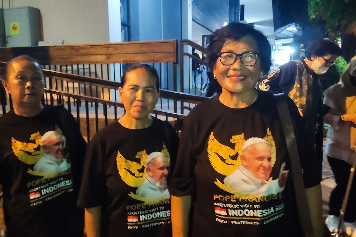 Antusiasnya Fransiska, Lansia dari Kediri yang Ikut Misa Kudus Daring Paus Fransiskus di Bekasi