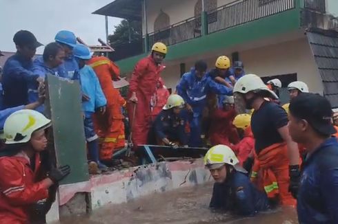 Polisi Sebut Tembok MTsN 19 Jakarta Roboh akibat Terdorong Banjir