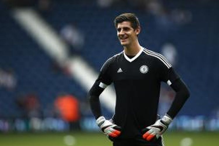 Kiper Chelsea asal Belgia, Thibaut Courtois. 