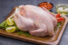 10 Langkah Filet Ayam Utuh ala Chef Renatta, Bekal Bikin Menu Sahur
