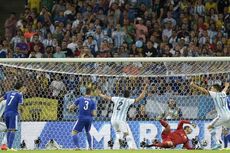 Gol Bunuh Diri Unggulkan Argentina atas Bosnia-Herzegovina