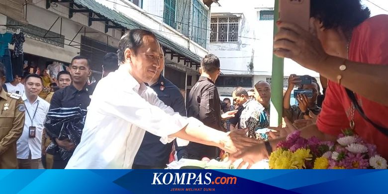 Saat Jokowi Akui Kenaikan Harga Beras Usai Kunjungi Pasar di Kota Binjai