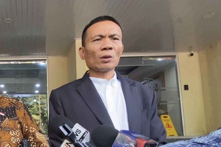 Usai Ajukan Restorative Justice, Rismon Sianipar Temui Jokowi di Solo