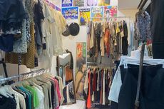 Thrifting di Pasar Santa, Bisa Beli Apa Saja?