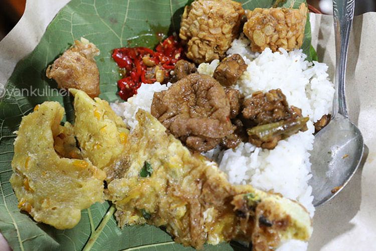 Nasi Jamblang Ibad Otoy Cirebon.