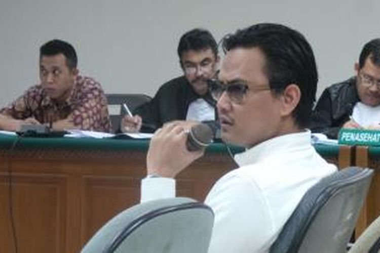 Riefan Avrian bersaksi dalam sidang kasus dugaan korupsi proyek videotron untuk terdakwa Hendra Saputra di Pengadilan Tindak Pidana Korupsi, Jakarta, Rabu (14/5/2014).