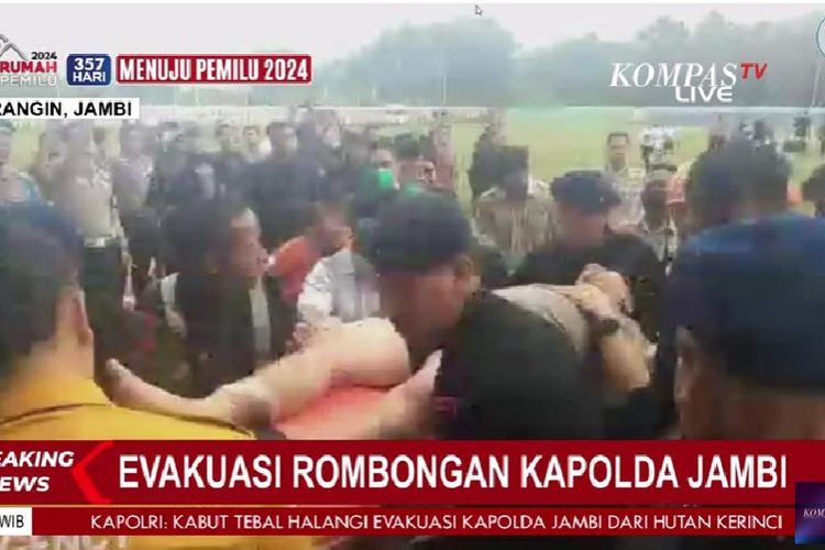 4 orang rombongan Kapolda Jambi Irjen Rusdi Hartono berhasil dievakuasi ke Posko Merangin, Selasa (21/2/2023).
