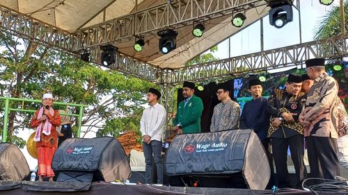Peringati Hari Santri, Kaesang Sambangi Ponpes Cadangpinggan Indramayu