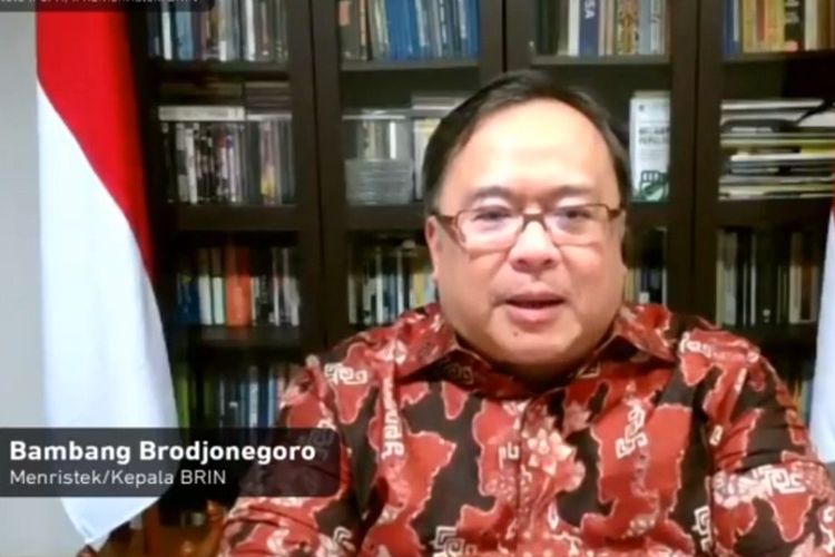 Menristek Bambang Brodjonegoro menjelaskan mengenai peran perempuan peneliti di Indonesia harus ditingkatkan.