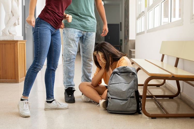 Ilustrasi bullying di sekolah atau lembaga pendidikan