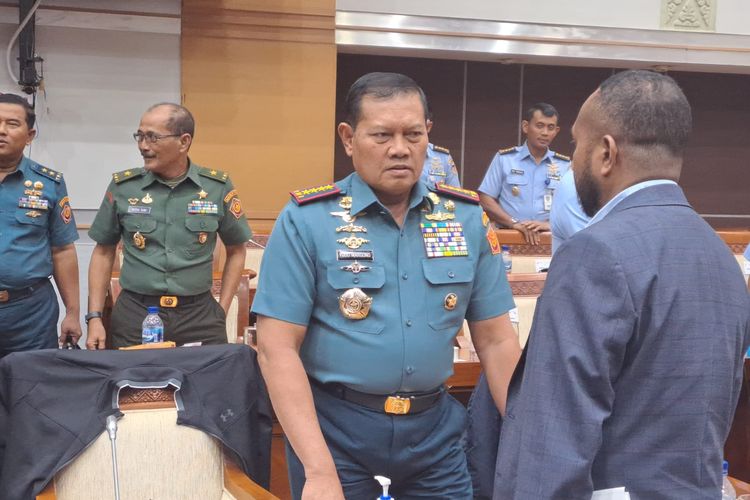 Panglima TNI Laksamana Yudo Margono usai menghadiri rapat kerja bersama Komisi I DPR di Gedung DPR, Senayan, Jakarta Pusat, Kamis (2/2/2023). 