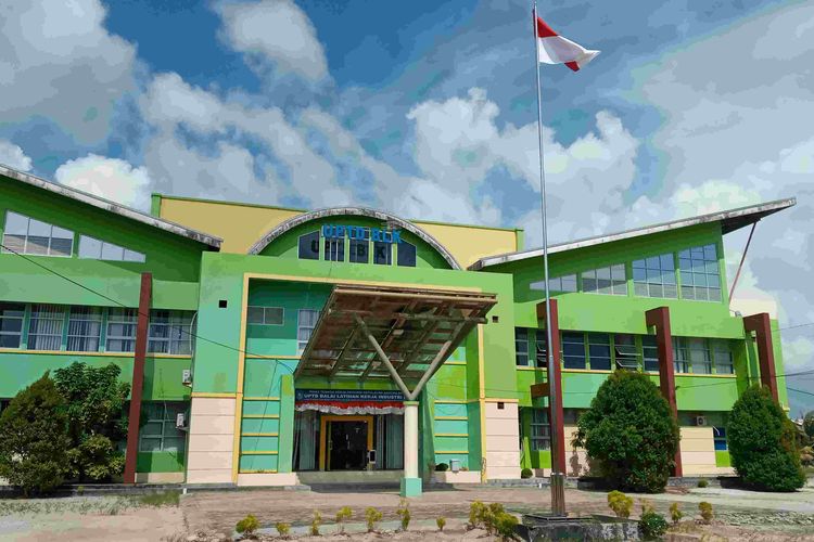Balai Latihan Kerja Provinsi Bangka Belitung sebelumnya menjadi tempat isolasi terpusat yang disediakan oleh Pemprov Babel.