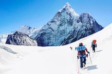 Pendaki Gunung Everest Wajib Pakai Chip Pelacak demi Keselamatan