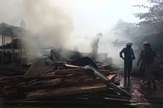 Pasar Mebel Gilingan Solo Terbakar, 22 Kios Hangus
