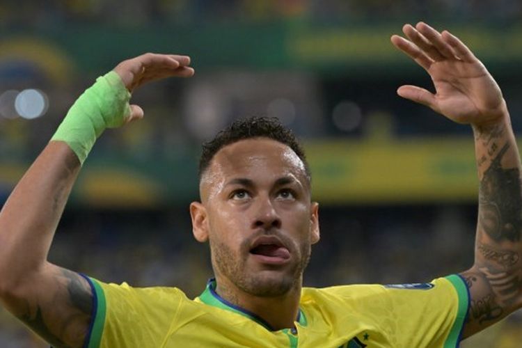 Gesture penyerang Brasil, Neymar, dalam Kualifikasi Piala Dunia 2026 Zona Amerika Selatan yang mempertemukan Brasil vs Venezuela di Stadion Arena Pantanal pada 12 Oktober 2023. (Foto oleh NELSON ALMEIDA / AFP)