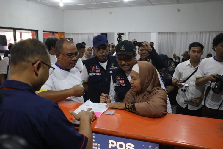 PT Pos Indonesia (Persero) atau PosIND berhasil menyalurkan bantuan sosial (bansos) dalam bentuk Program Sembako dan Program Keluarga Harapan (PKH) senilai Rp 15,6 triliun pada 2024. 