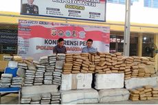 Kelabui Petugas, 1 Ton Ganja Disembunyikan di Sasis Truk Fuso