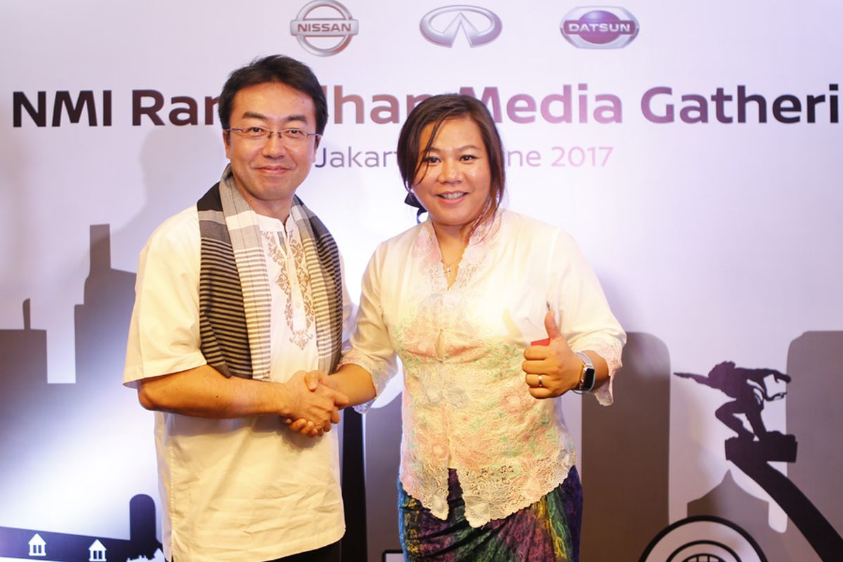 Masato Nakamura (kiri) akan tukar tempat dengan Indriani Hadiwidjaja sebagai bos Datsun di Indonesia.