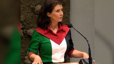 Pakai Blus Motif Bendera Palestina, Anggota DPR Belanda Ini Diusir 