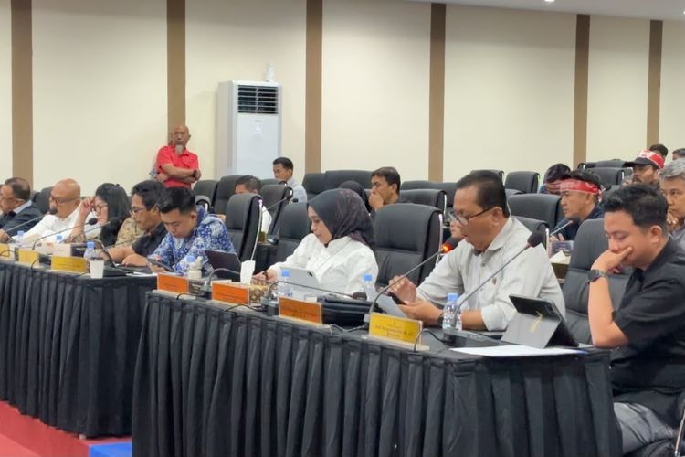 Peternak Ayam Petelur di Sulsel Terbebani Harga Pakan, Konsentrat Tembus Rp 9.000 per Kg