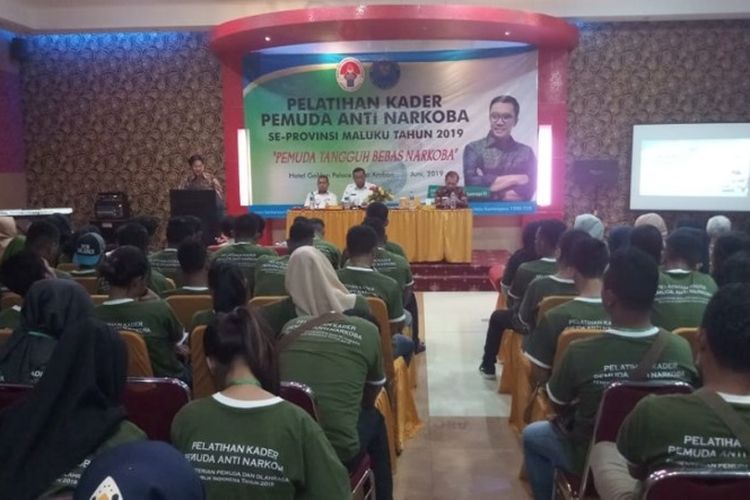  Sekitar dua ratus pemuda Provinsi Maluku mengikuti Pelatihan Kader Inti Pemuda Anti Narkoba 2019 yang digelar di Golden Palace Hotel Ambon, 19-21 Juni 2019.