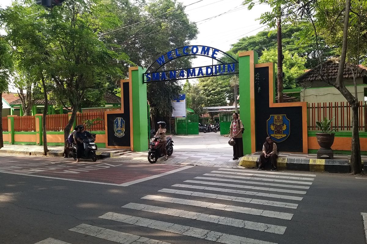 SMAN 4 Kota Madiun yang berada di Jalan Serayu Kota Madiun, Jawa Timur. (KOMPAS.com/MUHLIS AL ALAWI)