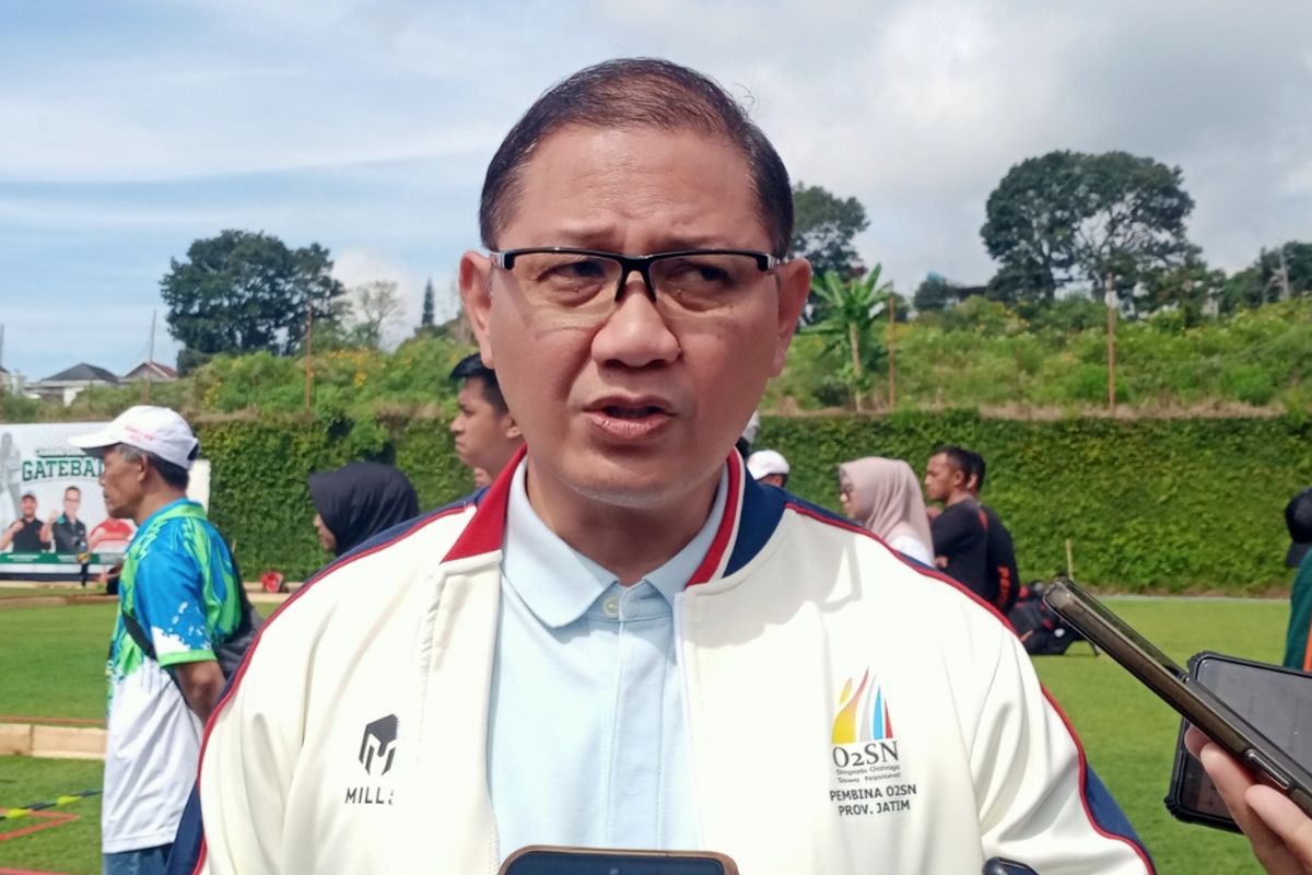 Kepala Dinas Pendidikan (Dispendik) Jatim, Aries Agung Paewai, menegaskan bahwa hingga saat ini pihaknya belum menerima atau membaca somasi dari eks Kepala SMKN 1 Ponorogo.