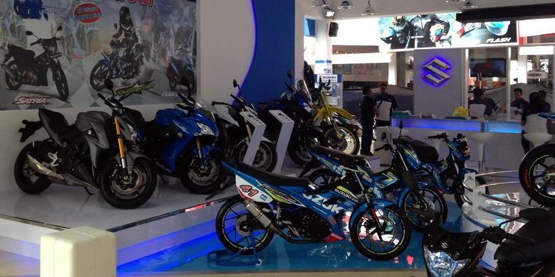 Stand Suzuki di Jakarta Fair 2015.