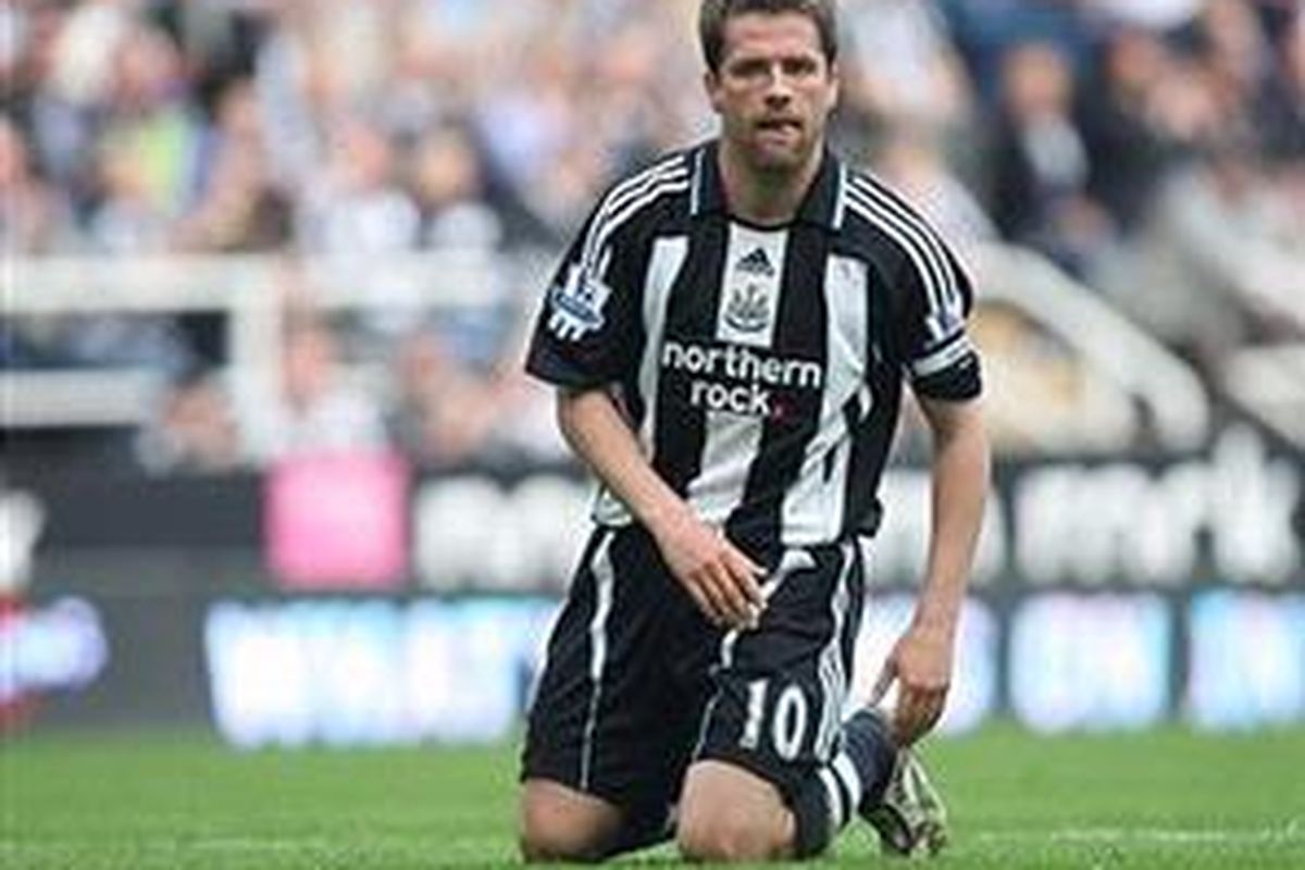 Meski sering cedera, Michael Owen tetap dicintai Newcastle dan suporternya.