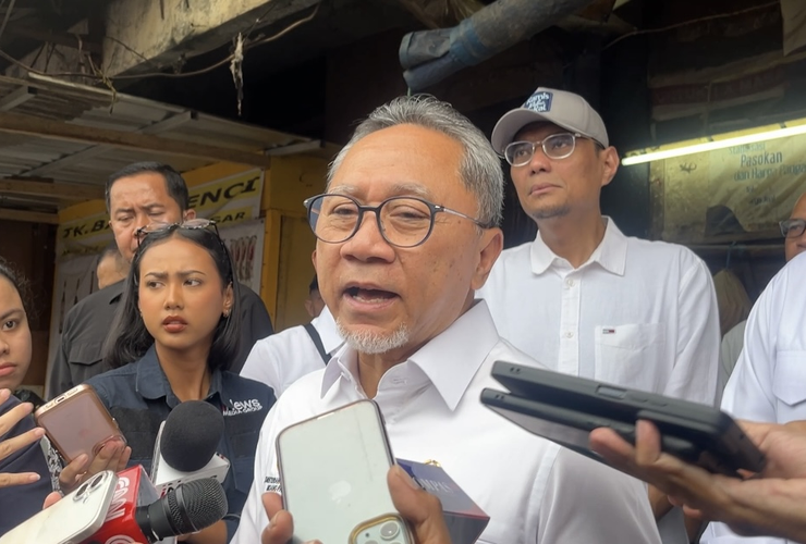 Zulhas: Harga Plastik Melonjak Karena Bahan Baku dari Fosil