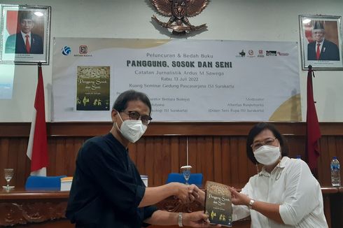 Peluncuran dan Bedah Buku Panggung, Sosok dan Seni 