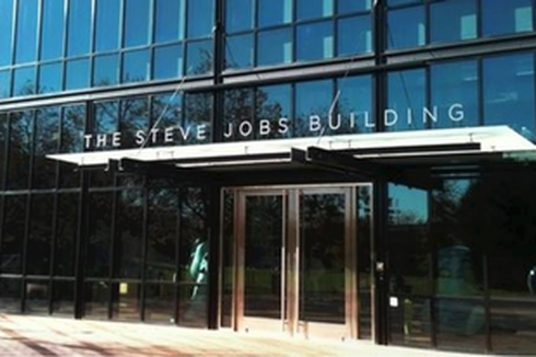"Steve Jobs" Jadi Nama Gedung