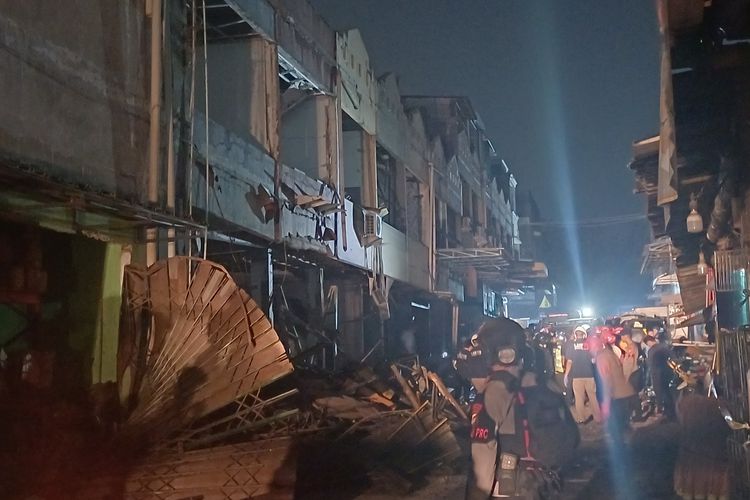 Penampakan 6 Ruko Hancur akibat Ledakan di Tangsel: Kanopi Ambruk, Puing Bertebaran