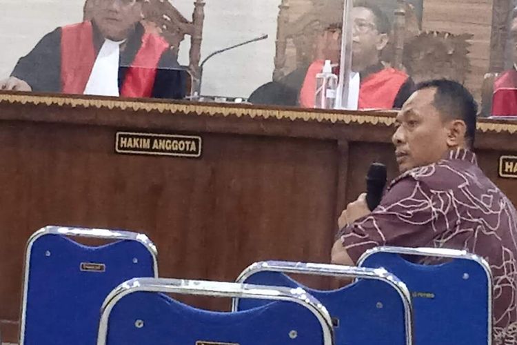 Saksi Joko Sumarno yang dihadirkan dalam persidangan perkara suap PMB Unila, Selasa (7/2/2023).