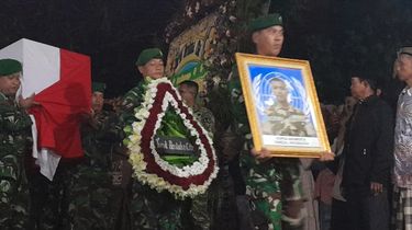 Jenazah Kopda Anumerta Farizal Tiba di Kulon Progo, Warga Berdatangan Beri Penghormatan