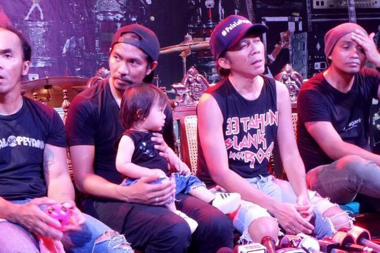 Grup band Slank saat jumpa pers peluncuran album Palalopeyank di gang Potlot, Duren Tiga, Jakarta Selatan, Selasa (7/2/2017).